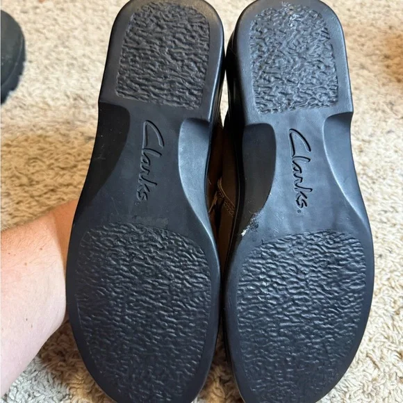 Clarks Brown Leather Mules - Picture 3 of 7